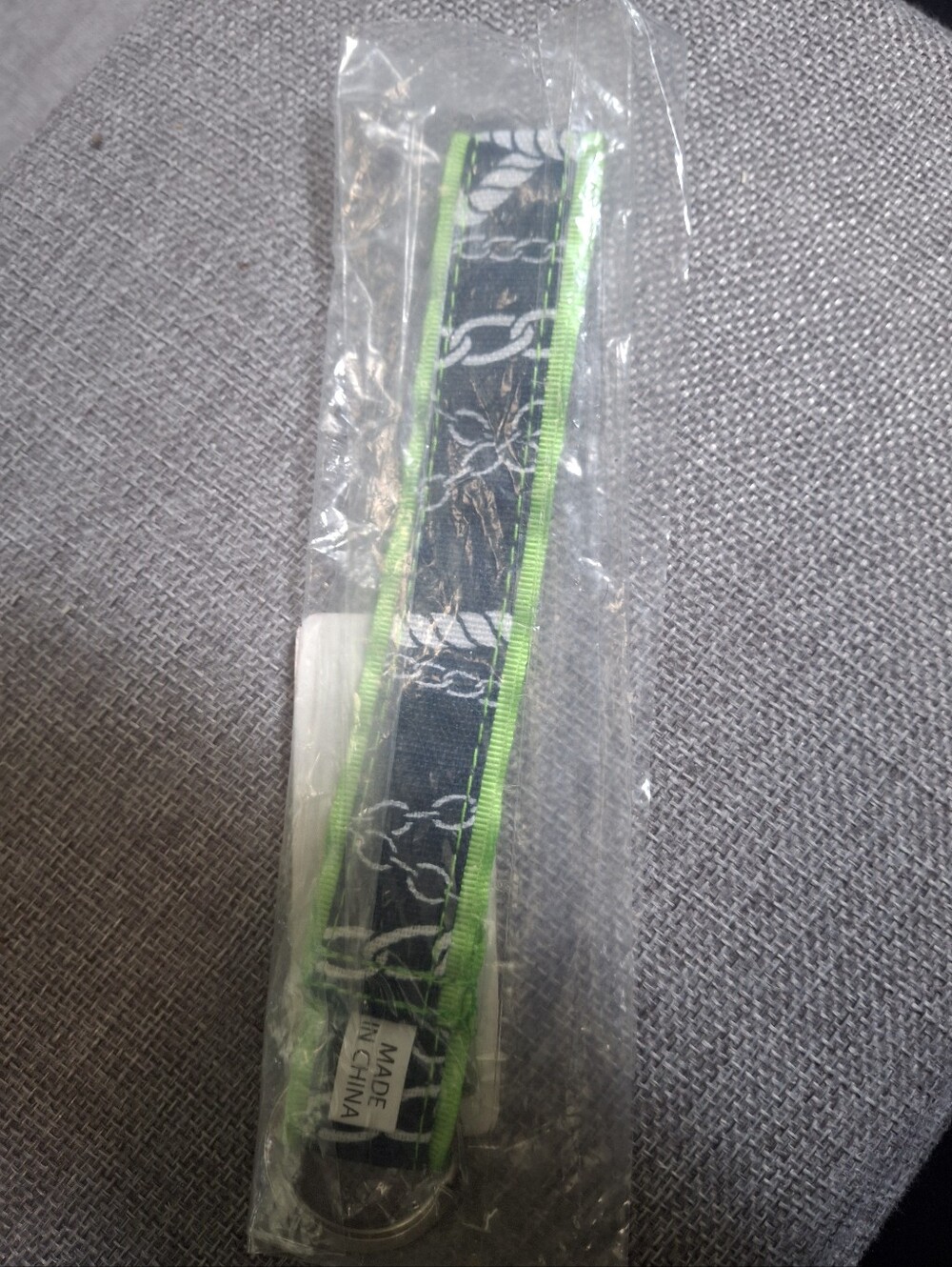 ThirtyOne Key Fob- Brand New - Picture 2 of 2